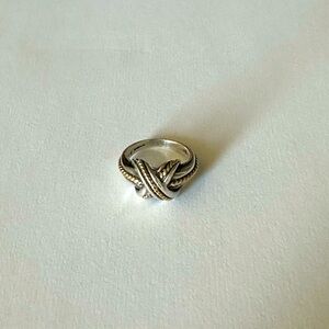 Tiffany & Co. Vintage Schlumberger Signature X Ring